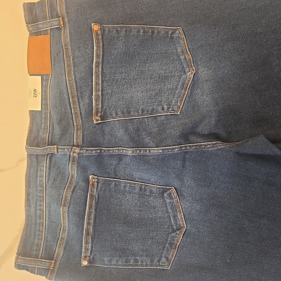 NWT Judy Blue Dad Jeans High Waisted Button Fly Straight Leg Stone Wash Blue 22W - Picture 10 of 13